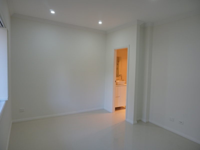 8/176 Kissing Point Road, Dundas NSW 2117