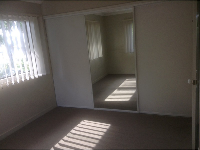 4/49 Lockerbie Street, Kangaroo Point QLD 4169