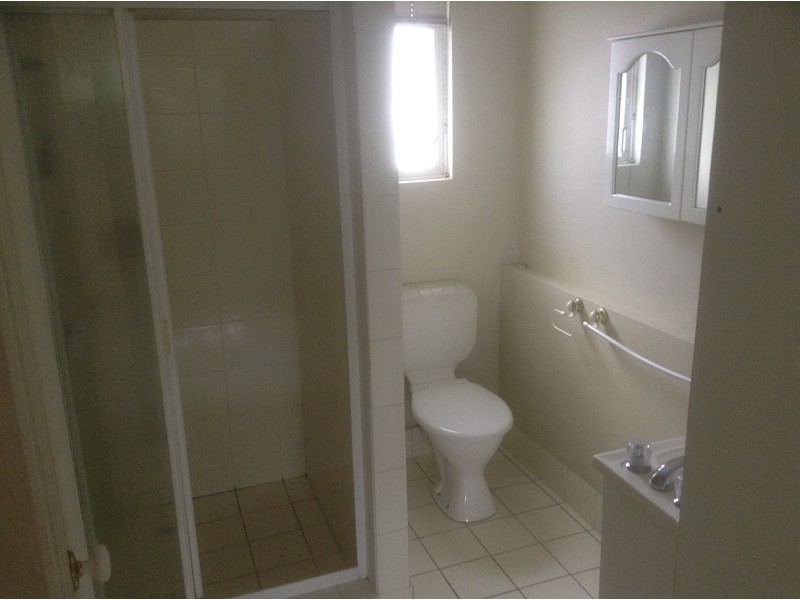 4/49 Lockerbie Street, Kangaroo Point QLD 4169