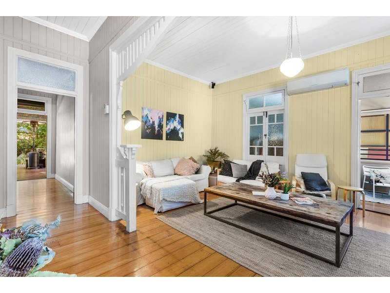 6 Scott Street, Red Hill QLD 4059