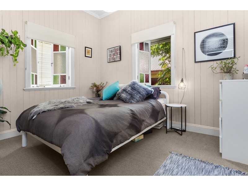 6 Scott Street, Red Hill QLD 4059