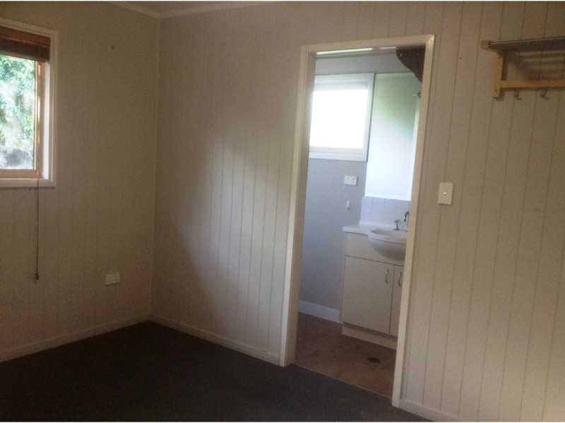 2/242 Lutwyche Road, Windsor QLD 4030