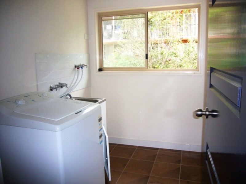 2/242 Lutwyche Road, Windsor QLD 4030