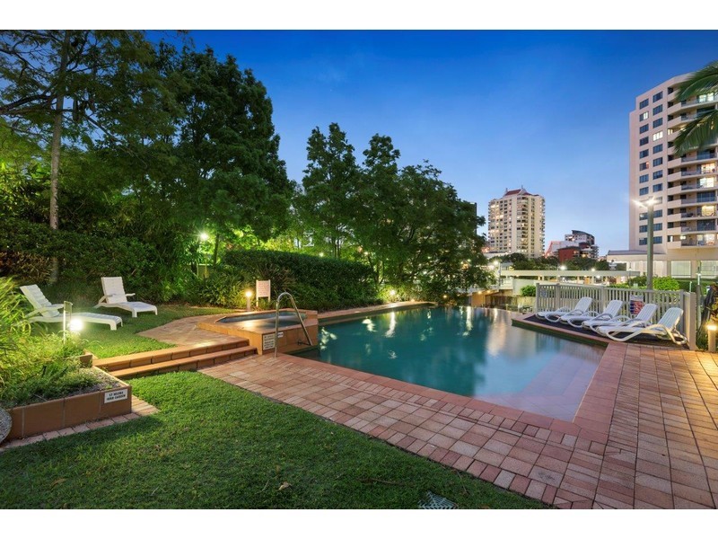 34/78 Cairns Street, Kangaroo Point QLD 4169