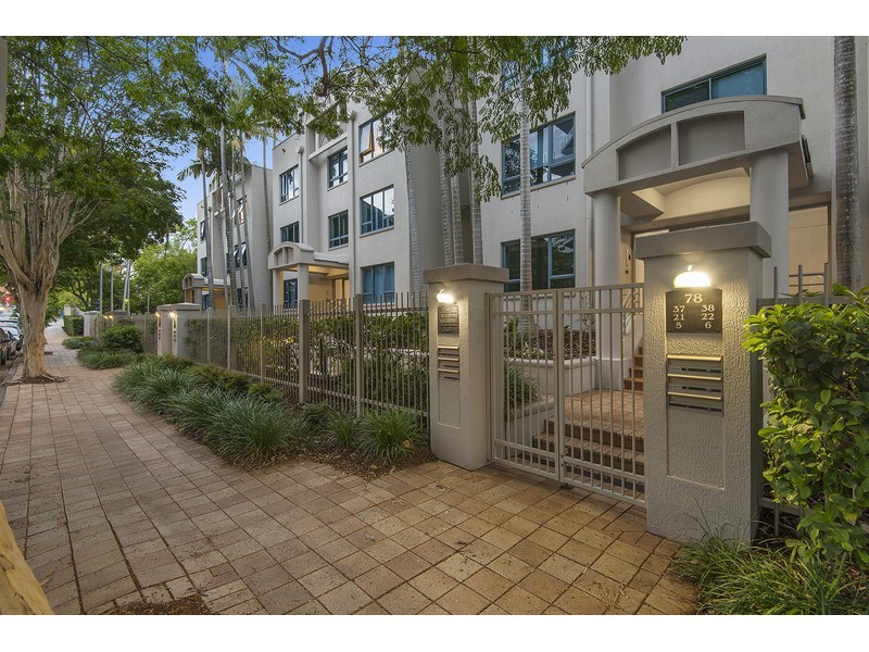 34/78 Cairns Street, Kangaroo Point QLD 4169