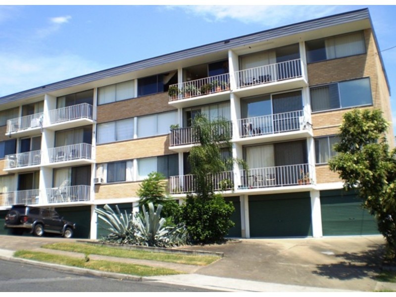 12/223 Cavendish Road, Coorparoo QLD 4151