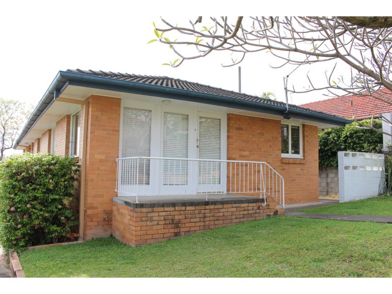 1/66 Wylie Avenue, Greenslopes QLD 4120