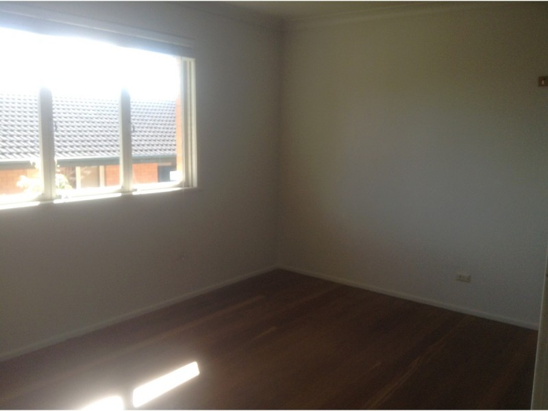 1/66 Wylie Avenue, Greenslopes QLD 4120