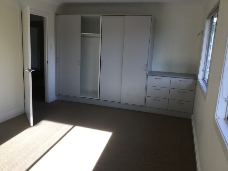 16 Huxham Terrace, Auchenflower QLD 4066