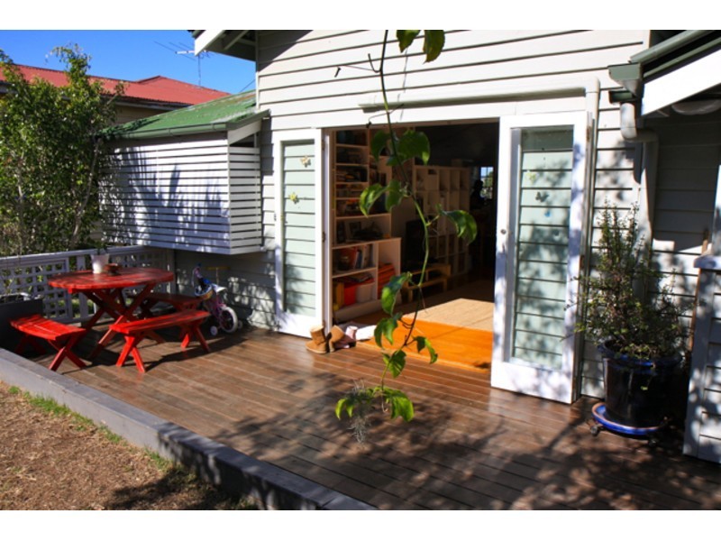 21 Agnew Street, Norman Park QLD 4170