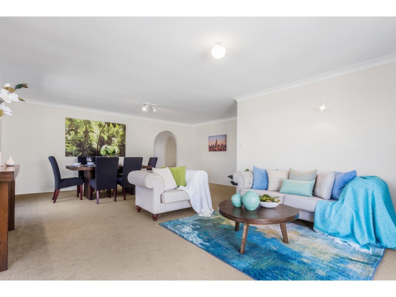 21 Walnut Street, Elanora QLD 4221
