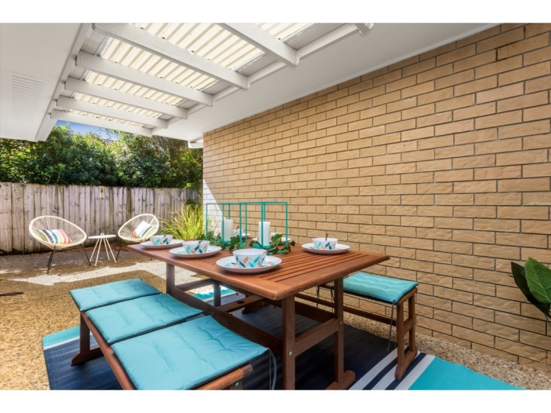 21 Walnut Street, Elanora QLD 4221
