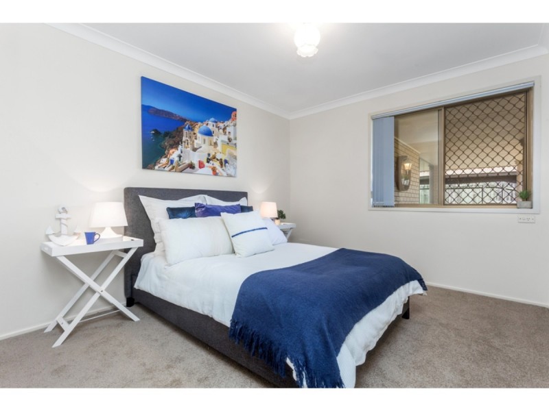 21 Walnut Street, Elanora QLD 4221
