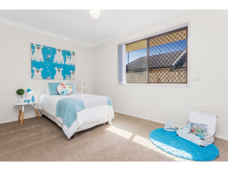 21 Walnut Street, Elanora QLD 4221