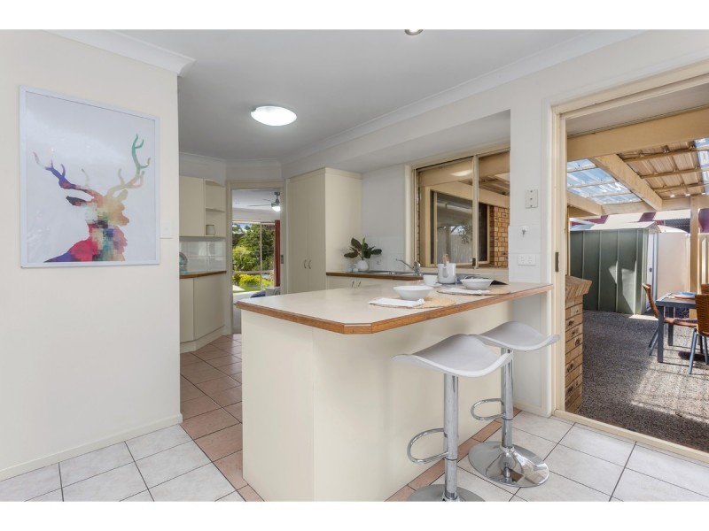 77 Celandine Street, Shailer Park QLD 4128