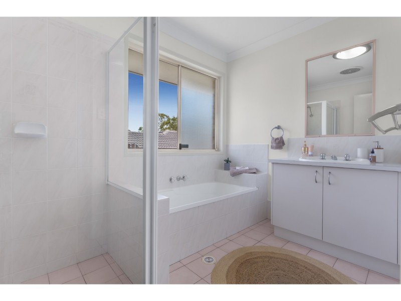 77 Celandine Street, Shailer Park QLD 4128