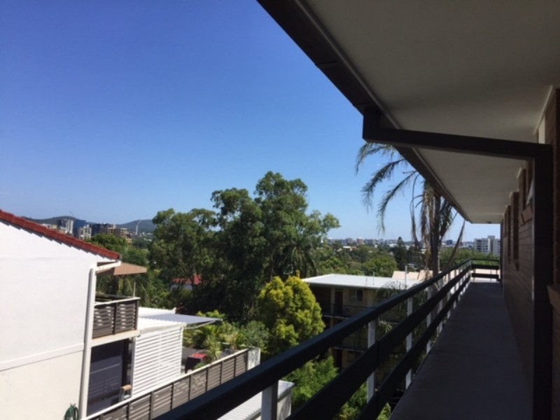 6/208 Carmody Road, St Lucia QLD 4067