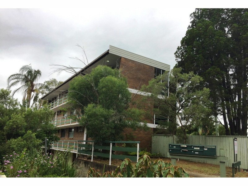 6/208 Carmody Road, St Lucia QLD 4067
