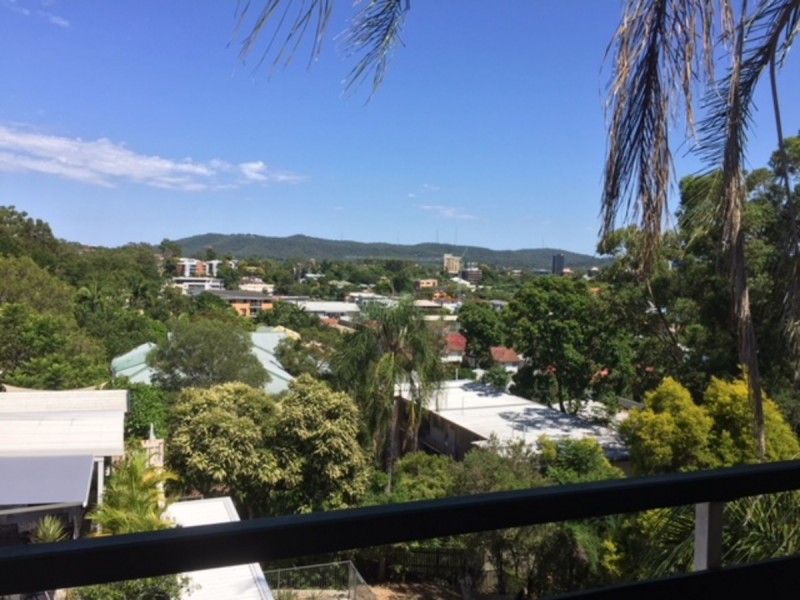 6/208 Carmody Road, St Lucia QLD 4067