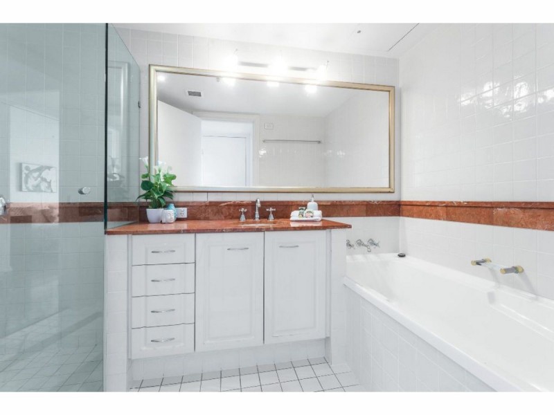 1302/132 Alice Street, Brisbane City QLD 4000