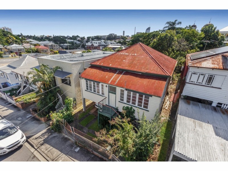 8 Abingdon Street, Woolloongabba QLD 4102