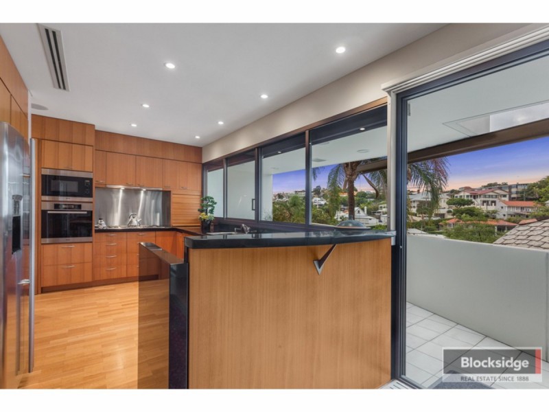 7 Mullens Street, Hamilton QLD 4007