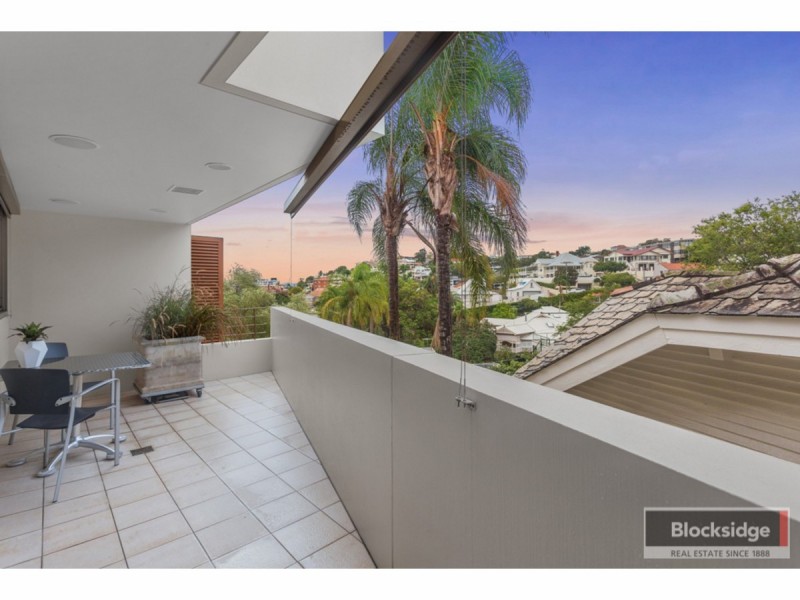 7 Mullens Street, Hamilton QLD 4007