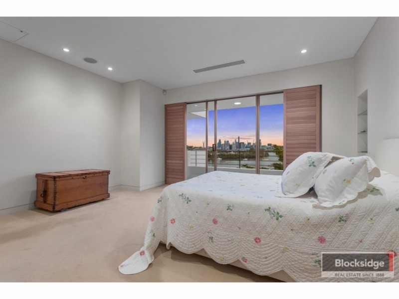 7 Mullens Street, Hamilton QLD 4007