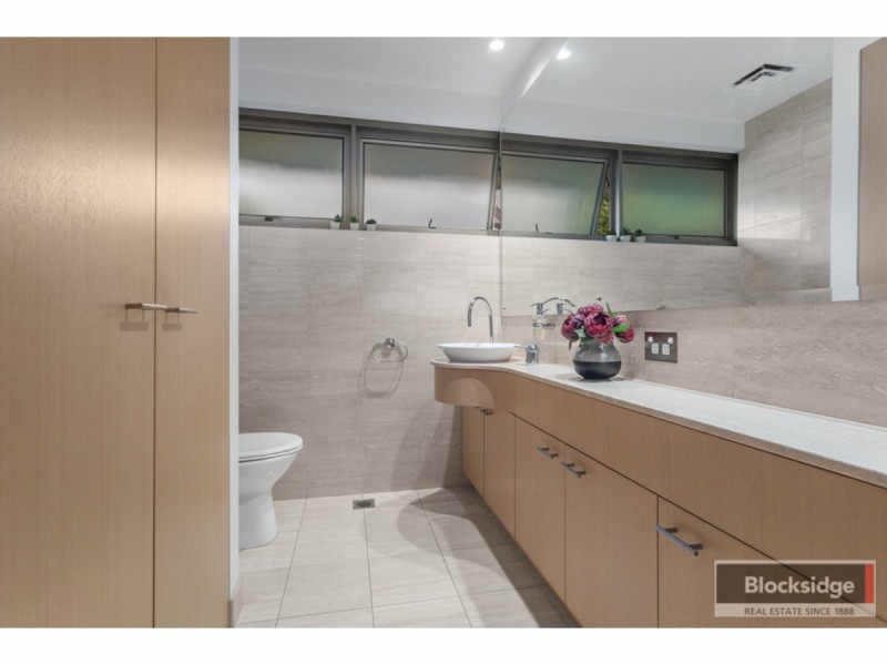 7 Mullens Street, Hamilton QLD 4007