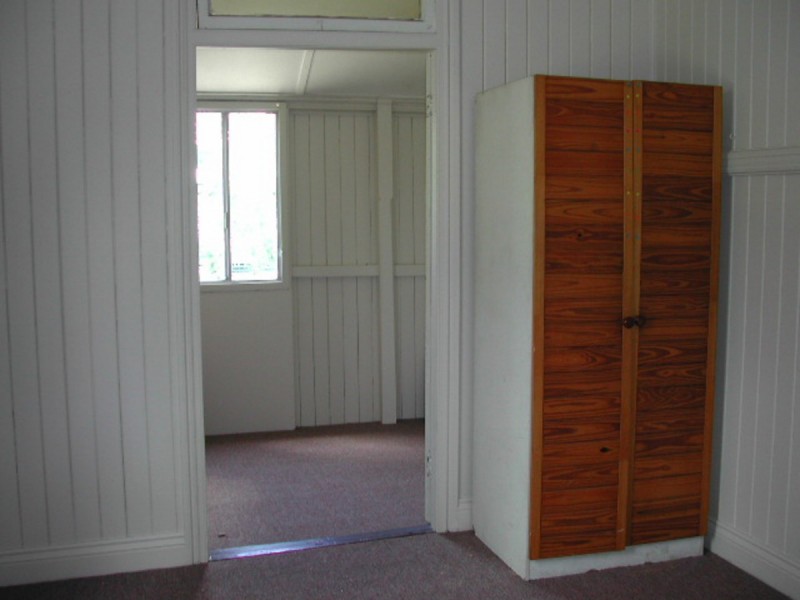 2/42 Frodsham Street, Albion QLD 4010