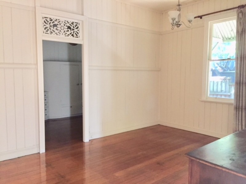 2/11 Alexandra Road, Ascot QLD 4007