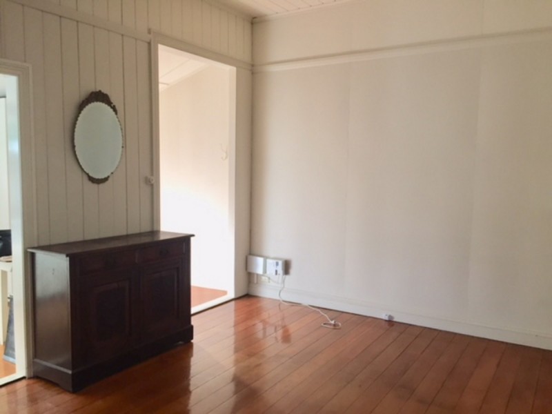 2/11 Alexandra Road, Ascot QLD 4007