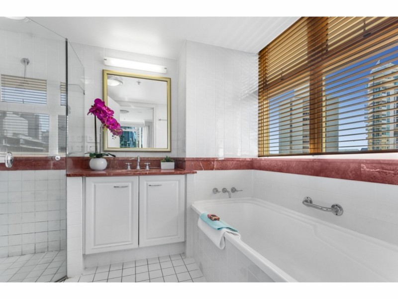 2001/132 Alice Street, Brisbane City QLD 4000