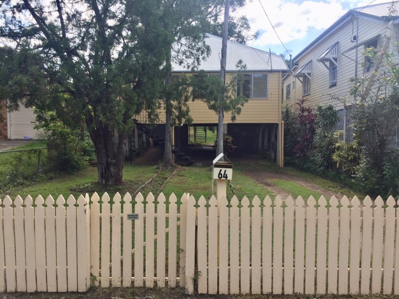 64 Deighton Road, Dutton Park QLD 4102