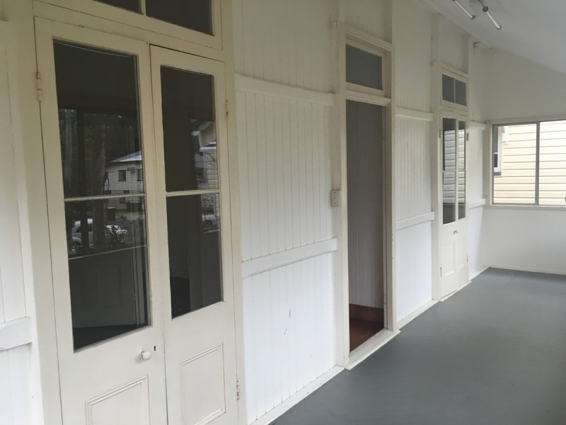 64 Deighton Road, Dutton Park QLD 4102