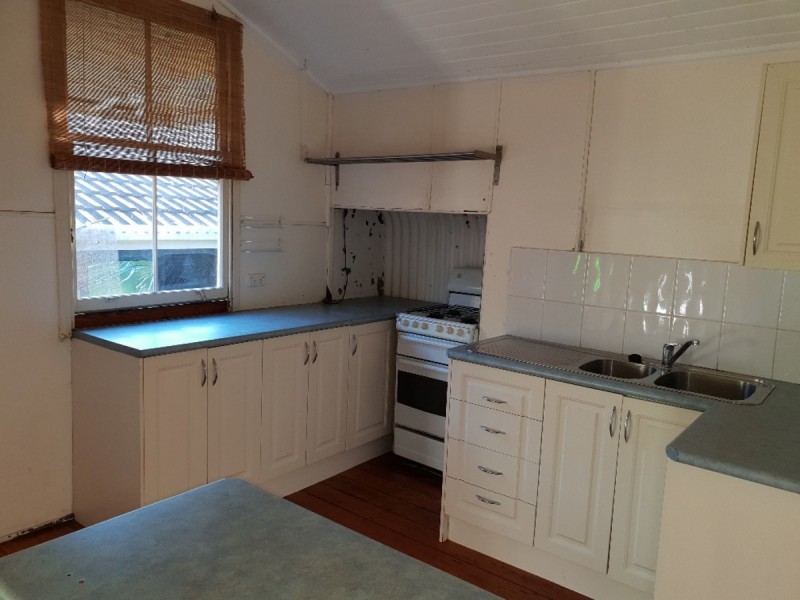 64 Deighton Road, Dutton Park QLD 4102