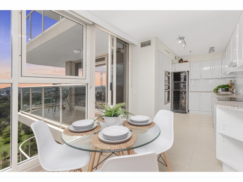 2401/132 Alice Street, Brisbane City QLD 4000