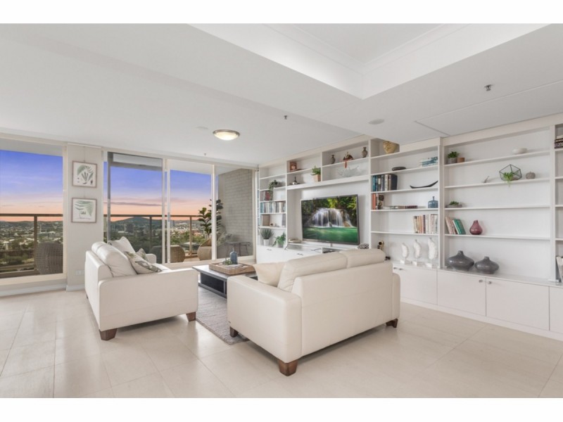 2401/132 Alice Street, Brisbane City QLD 4000