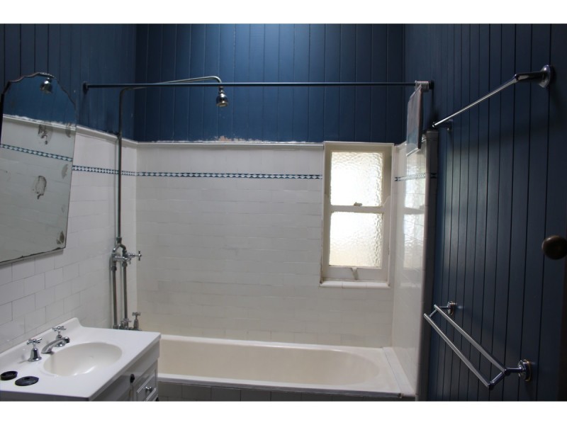 72 Woodville Street, Hendra QLD 4011