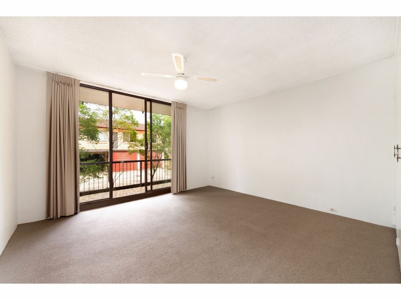 2/69 Junction Road, Clayfield QLD 4011