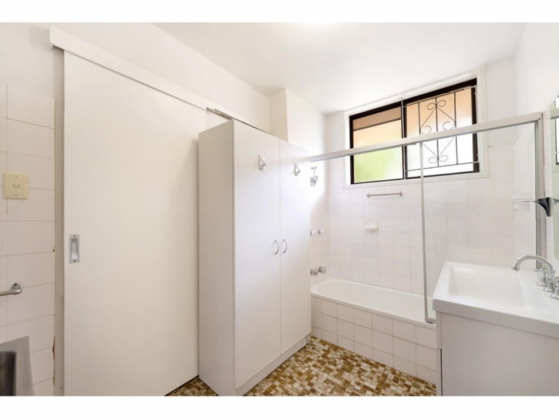 2/69 Junction Road, Clayfield QLD 4011