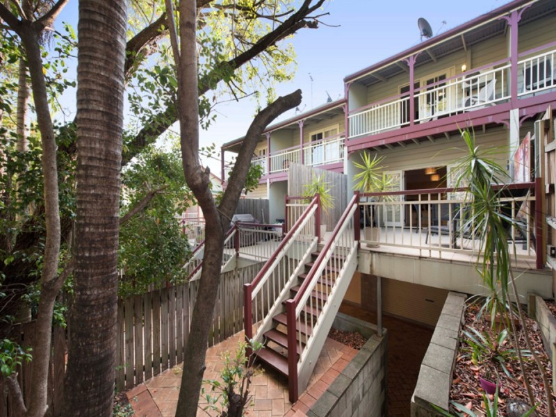 2/17 Martha Street, Paddington QLD 4064