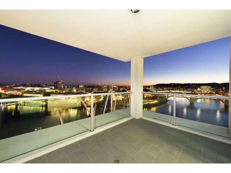 126/18 Tank Street, Brisbane City QLD 4000