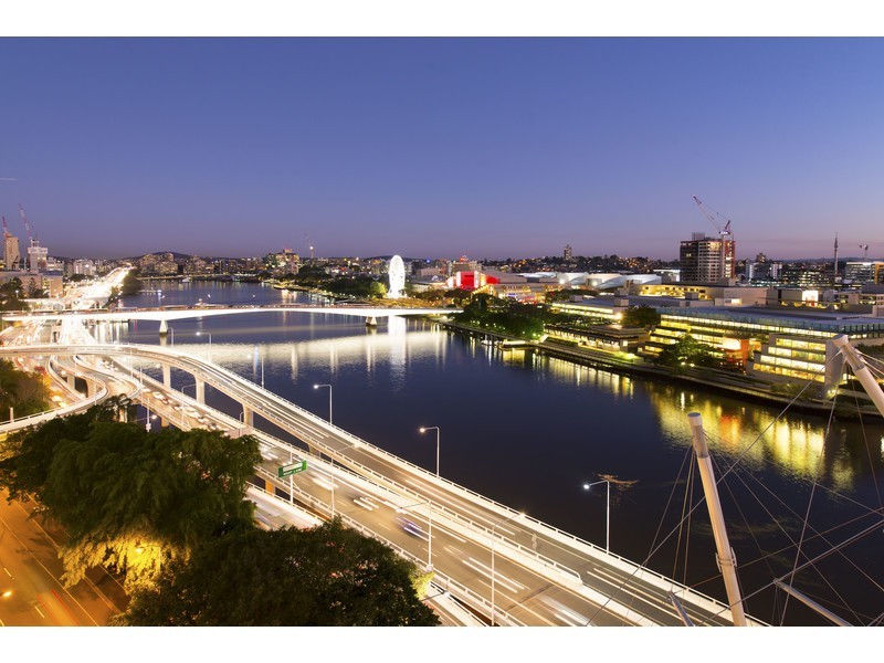 126/18 Tank Street, Brisbane City QLD 4000