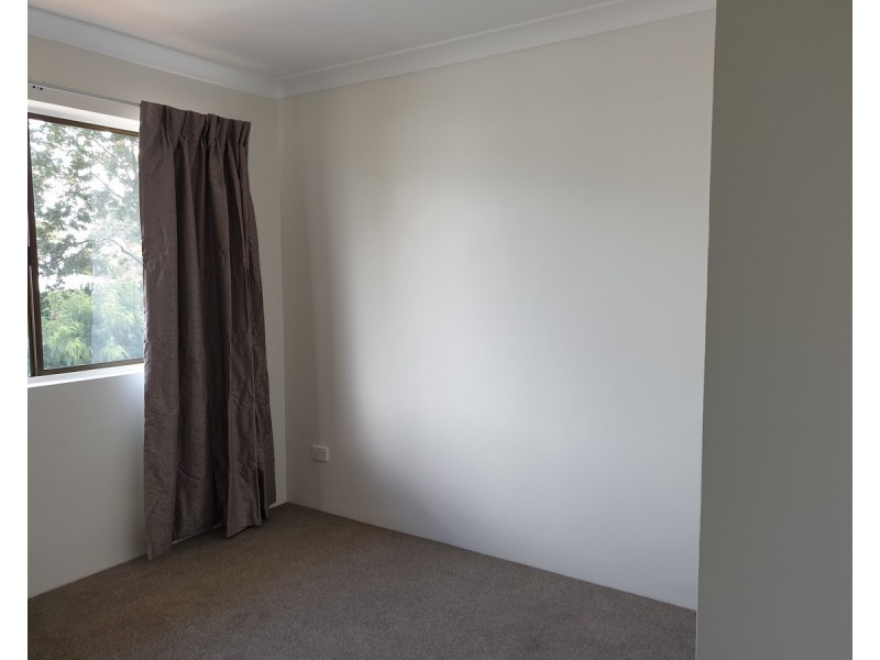 4/27 Berrima Street, Wynnum QLD 4178