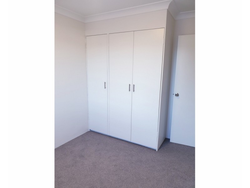 4/27 Berrima Street, Wynnum QLD 4178