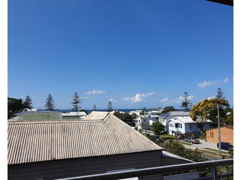 4/27 Berrima Street, Wynnum QLD 4178