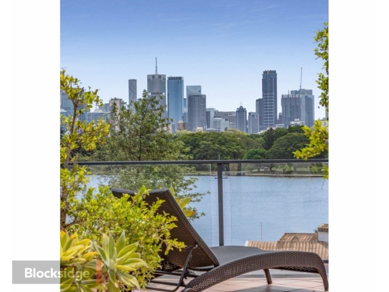 37 Wendell Street, Norman Park QLD 4170