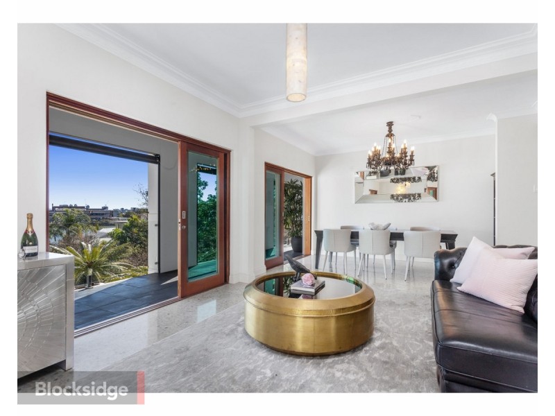 37 Wendell Street, Norman Park QLD 4170