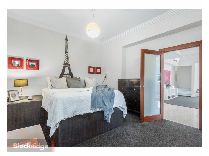 37 Wendell Street, Norman Park QLD 4170